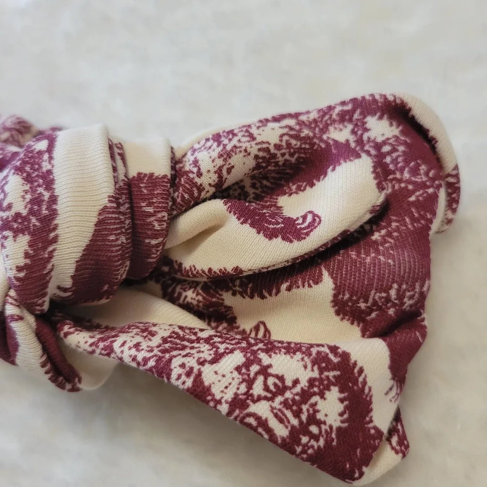 KATE QUINN Elastic Knot Top Headband M